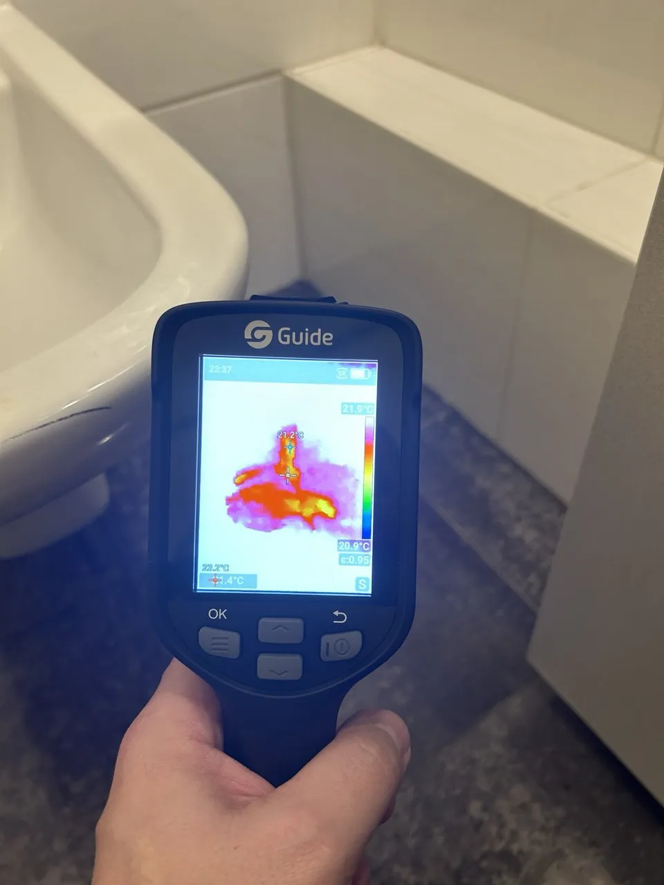 Lokalizacja wycieków Warszawa - termowizja